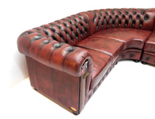 Afbeelding in Gallery-weergave laden, Chesterfield hoekbank "SPRINGFIELD" - 2 hoek 3 zits - Leder Burgundy (Bordo Rood)