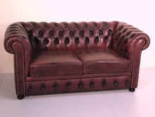 Afbeelding in Gallery-weergave laden, Chesterfield bank "Springfield" - 2 zits - Antiek Leder Burgundy (Bordo rood)