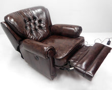 Afbeelding in Gallery-weergave laden, Chesterfield relaxfauteuil "STING" - Elektrisch verstelbaar - Leder Brown