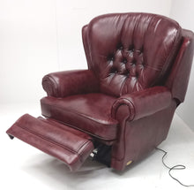 Afbeelding in Gallery-weergave laden, Chesterfield relaxfauteuil "STING" - Elektrisch verstelbaar - Leder Burgundy (Bordo rood)