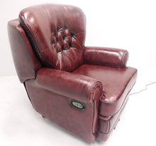 Afbeelding in Gallery-weergave laden, Chesterfield Relaxfauteuil "STING" - Elektrisch verstelbaar met opstahulp - leder Burgundy (Bordo Rood)