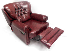 Afbeelding in Gallery-weergave laden, Chesterfield Relaxfauteuil "STING" - Elektrisch verstelbaar met opstahulp - leder Burgundy (Bordo Rood)