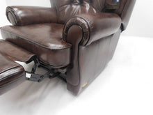 Afbeelding in Gallery-weergave laden, Chesterfield Relaxfauteuil "STING" hand verstelbaar Handwish leder Brown (Donkerbruin)