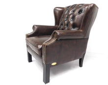 Afbeelding in Gallery-weergave laden, Chesterfield Wingchair "SPRINGFIELD" - Handwish leder brown