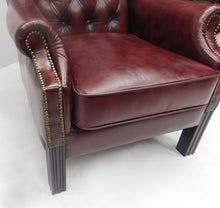 Afbeelding in Gallery-weergave laden, Chesterfield Wingchair "SPRINGFIELD" - Handwish leder Burgundy (Bordo Rood)