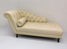 Afbeelding in Gallery-weergave laden, Chesterfield Day-bed DELANO leder Creme
